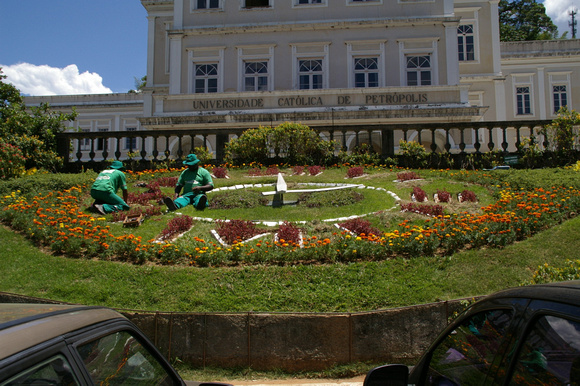 Flower clock. 
Petropolis, RJ.
